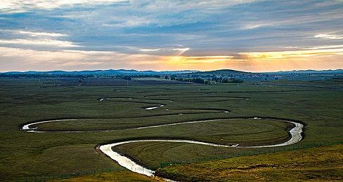 《怪物猎人：荒野》“跨平台游玩” 情报 PS5需订阅PS+